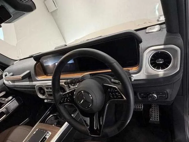 Mercedes-Benz G-Class 2025 — миниатюра 4