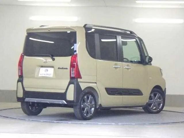 Daihatsu Tanto 2024 — миниатюра 2