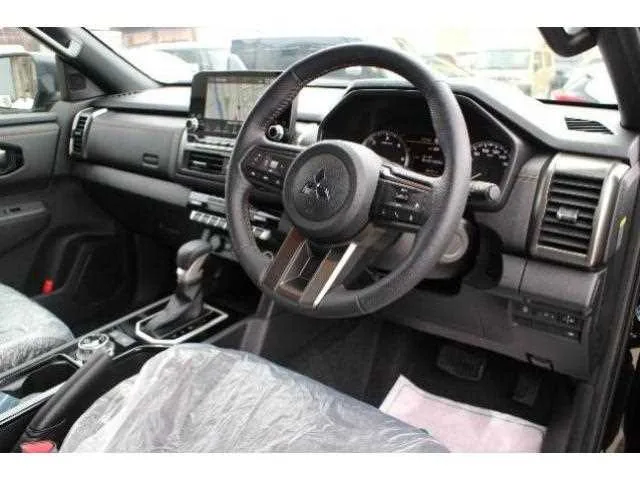 Mitsubishi Triton 2025 — миниатюра 3
