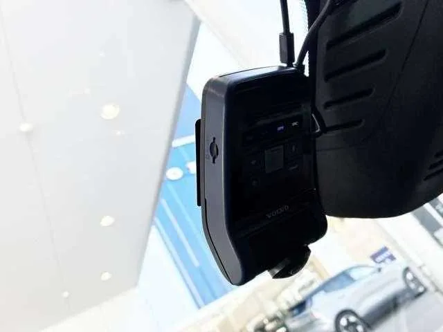 Volvo V60 2025 — миниатюра 5