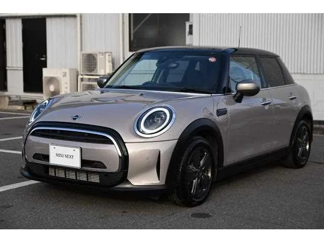 BMW MINI 2022 — миниатюра 4