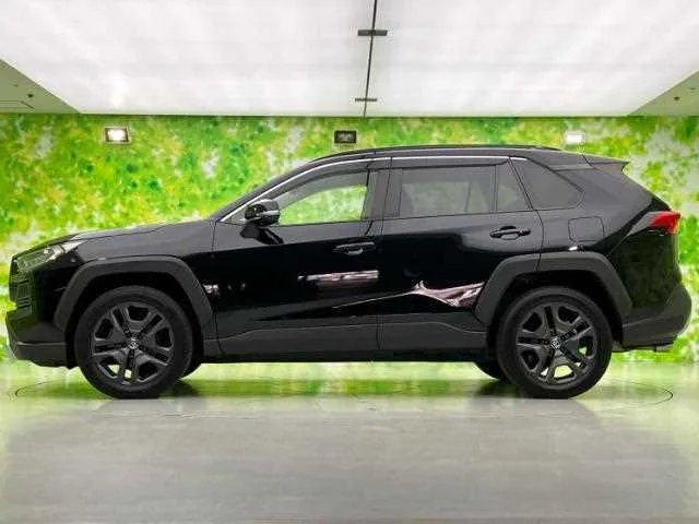 Toyota RAV4 2023 — миниатюра 2