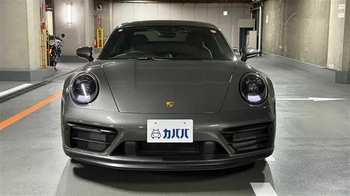 Porsche 911 GTS 2024 — миниатюра 2