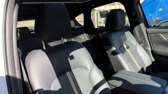 Mazda Eunos Others PHEV 2023 — миниатюра 3