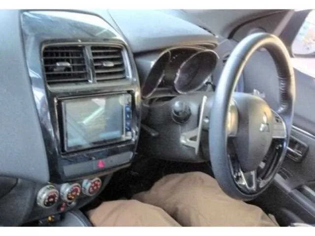 Mitsubishi RVR 2023 — миниатюра 3
