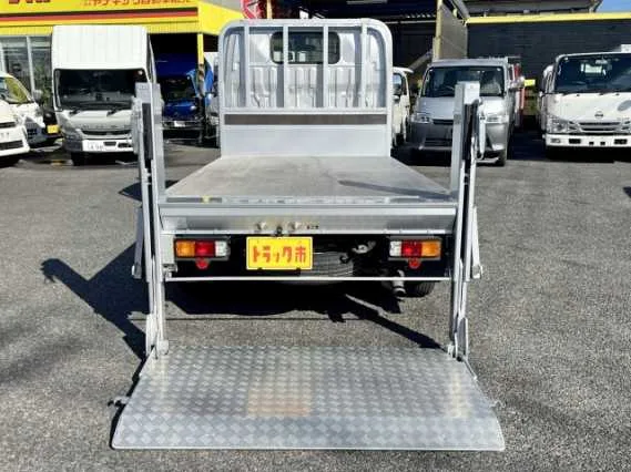 Toyota Dyna Truck 2022 — миниатюра 2