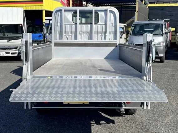 Toyota Dyna Truck 2022 — миниатюра 5