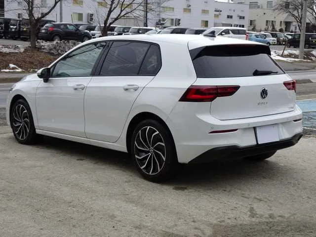 Volkswagen Golf 2024 — миниатюра 5