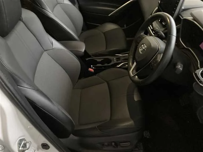 Toyota CorollaCross Z 2022 — миниатюра 4