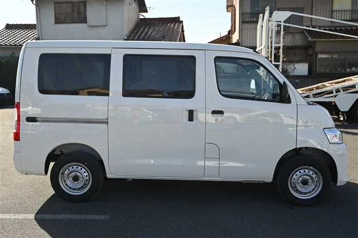 Toyota Townace Van GL 4WD 2025 — миниатюра 3