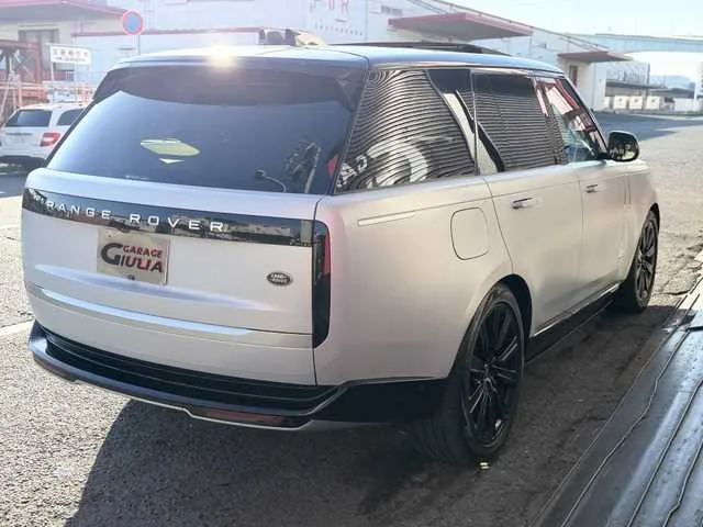 Land Rover Range Rover 2023 — миниатюра 2