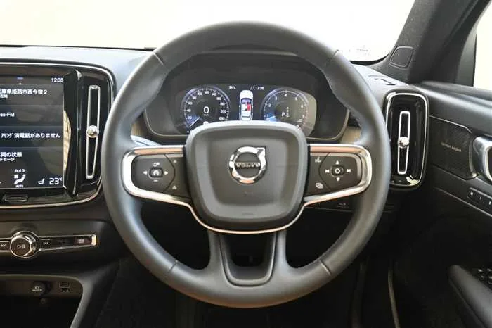 Volvo XC40 2022 — миниатюра 5