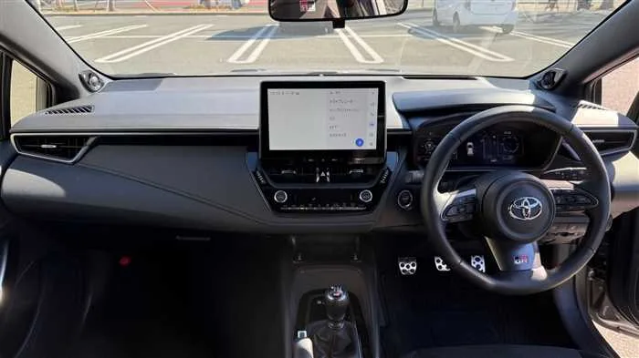 Toyota Corolla Sedan RZ 2024 — миниатюра 5