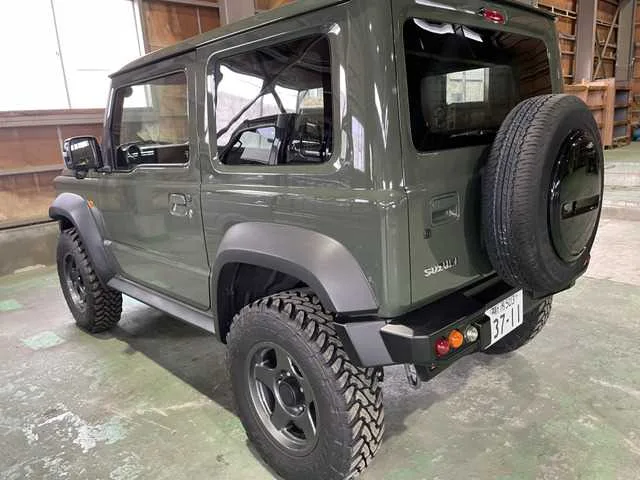 Suzuki Jimny Sierra 2023 — миниатюра 2
