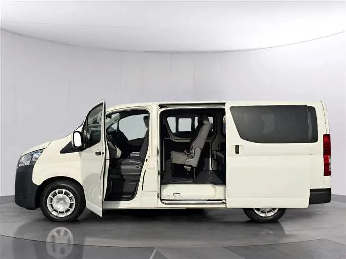 Toyota Hiace Van 2024 — миниатюра 4
