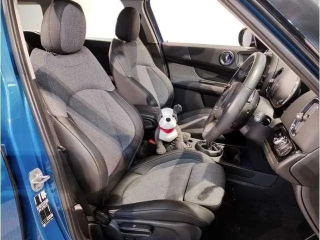 BMW MINI 2023 — миниатюра 5