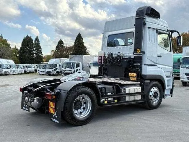 Mitsubishi Fuso Super Great 2025 — миниатюра 2