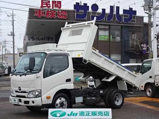 Hino Dutro 2024 — фото 1, купить с доставкой в Москву