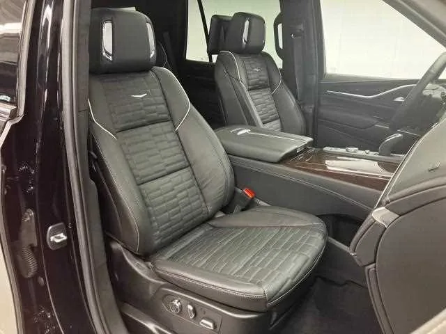 Cadillac Escalade 2024 — миниатюра 5