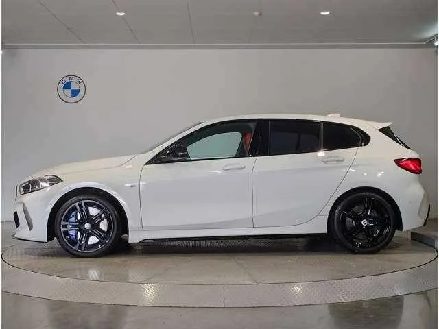 BMW 1 Series 2022 — миниатюра 3