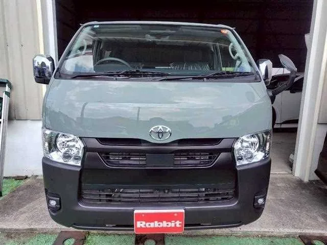 Toyota Hiace Van 2025 — миниатюра 2