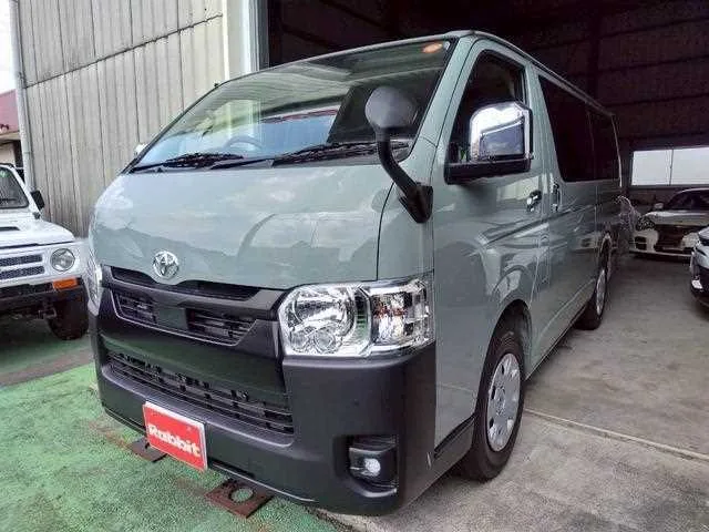 Toyota Hiace Van 2025 — фото 1, купить с доставкой в Москву