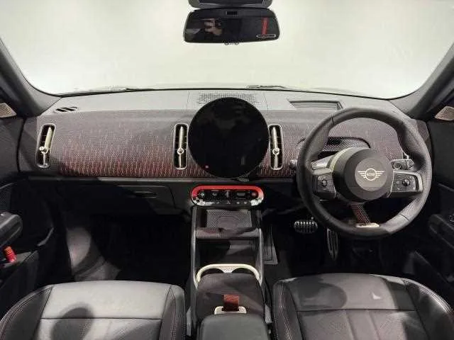 BMW MINI 2025 — миниатюра 3