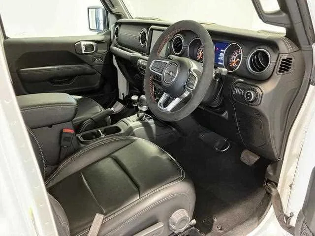 Jeep Wrangler 2023 — миниатюра 4