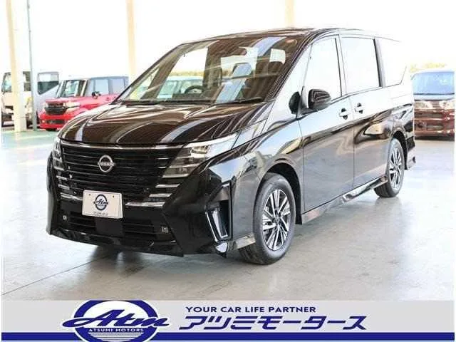 Nissan Serena 2025 — фото 1, купить с доставкой в Москву