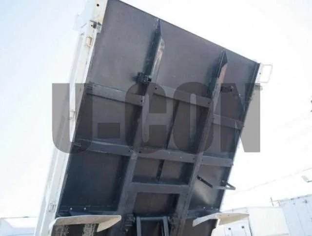 Isuzu Elf Truck 2023 — миниатюра 4