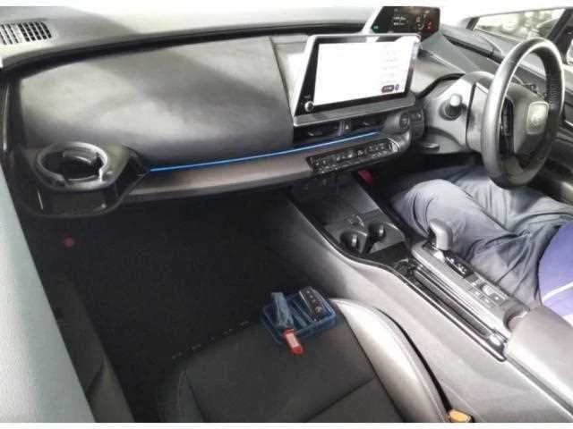 Toyota Prius 2023 — миниатюра 3