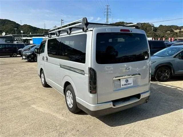 Mazda Bongo Van 2023 — миниатюра 4