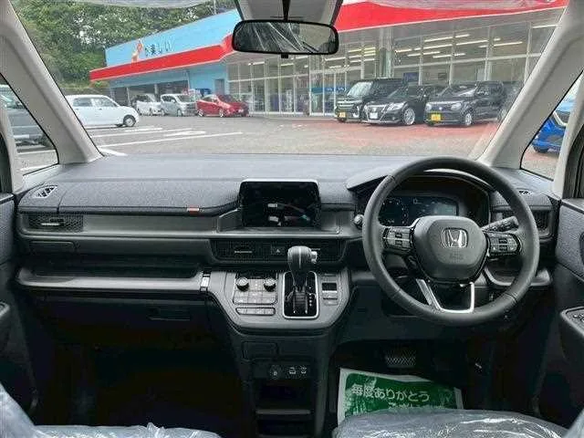 Honda Step WGN 2025 — миниатюра 2