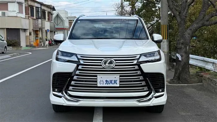 Lexus LX 600 2024 — миниатюра 2