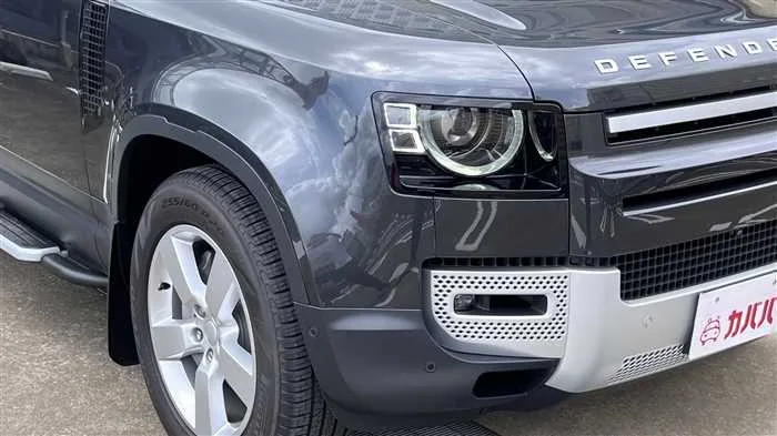 Land Rover Defender 130 D300 2023 — миниатюра 4