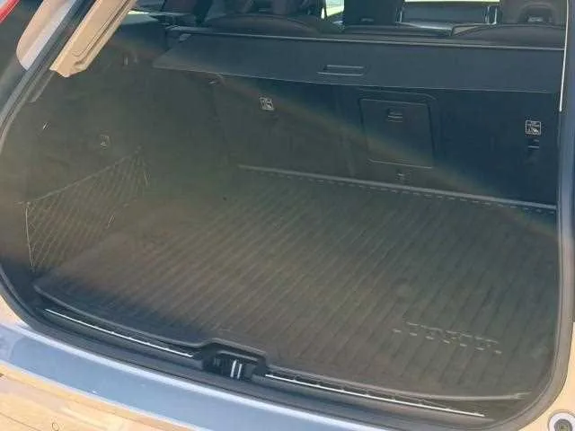 Volvo XC60 2024 — миниатюра 4