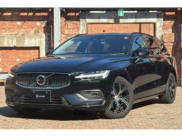 Volvo V60 2024 — фото 1, купить с доставкой в Москву