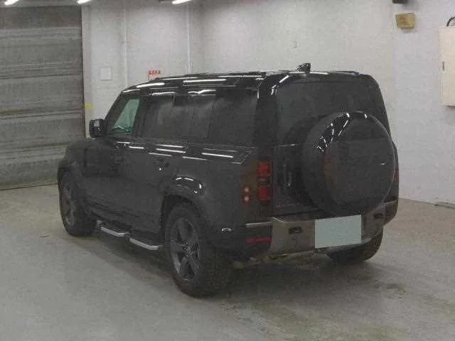 Land Rover Defender 2025 — миниатюра 5