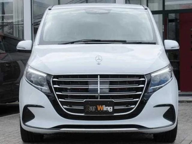 Mercedes-Benz V-Class 2025 — миниатюра 2