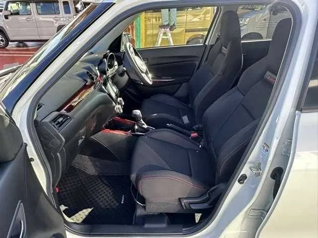 Suzuki Swift 2024 — миниатюра 5