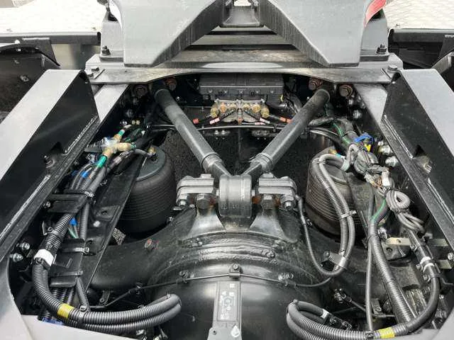 Mitsubishi Mitsubishi Others 2025 — миниатюра 4