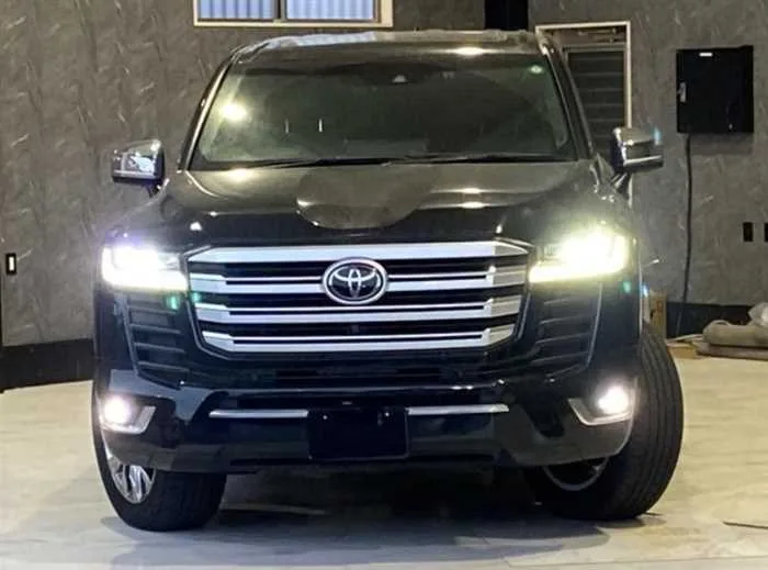 Toyota Land Cruiser ZX DIESEL*JBL* 2022 — миниатюра 2