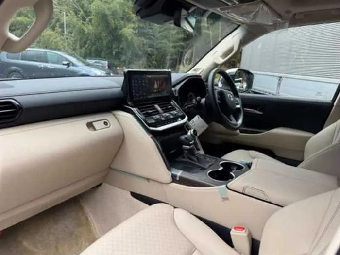 Toyota Land Cruiser ZX DIESEL*MODELISTA*REAR ENTERTAINMENT*JBL* 2024 — миниатюра 5