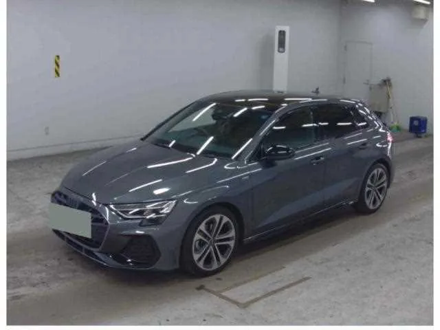 Audi A3 2025 — фото 1, купить с доставкой в Москву