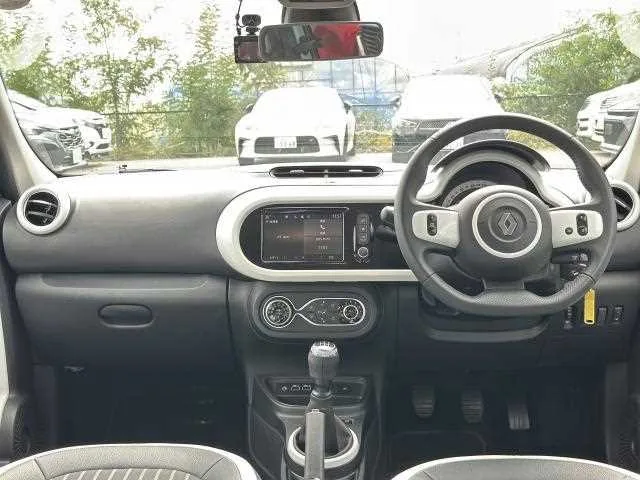 Renault Twingo 2024 — миниатюра 2