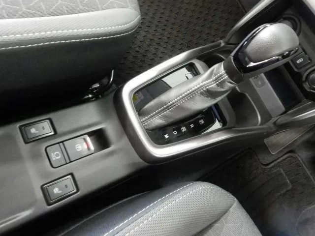 Suzuki Swift 2023 — миниатюра 4