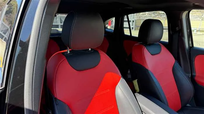 Mercedes-Benz GLA-Class GLA35 4MATIC 2024 — миниатюра 3