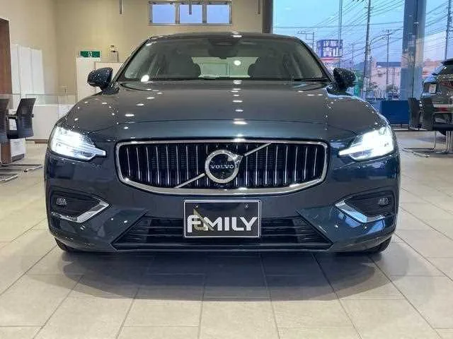 Volvo S60 2024 — миниатюра 2