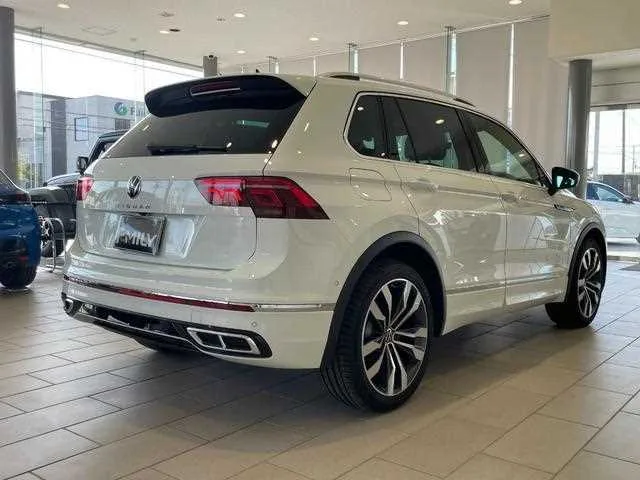 Volkswagen Tiguan 2024 — миниатюра 3