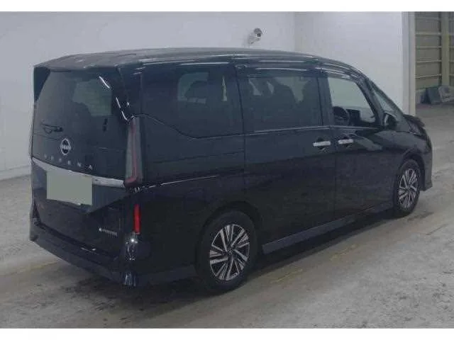 Nissan Serena 2023 — миниатюра 2